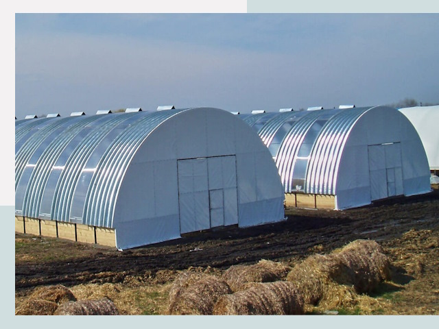 Сельскохозяйственные здания в Щербинке