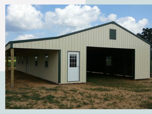 Строительство конюшен в Щербинке